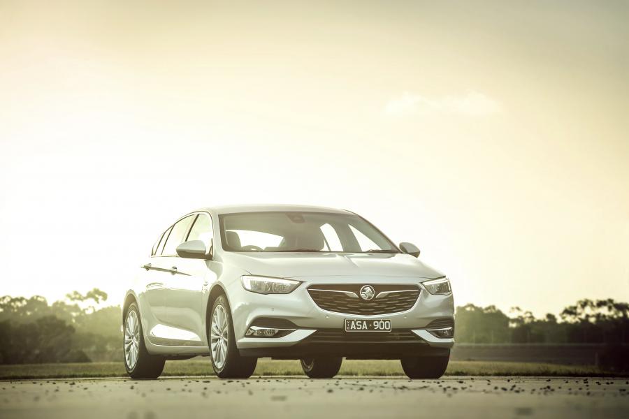  Holden Commodore Calais (ZB) 2018 года  (фото 30 из 37)